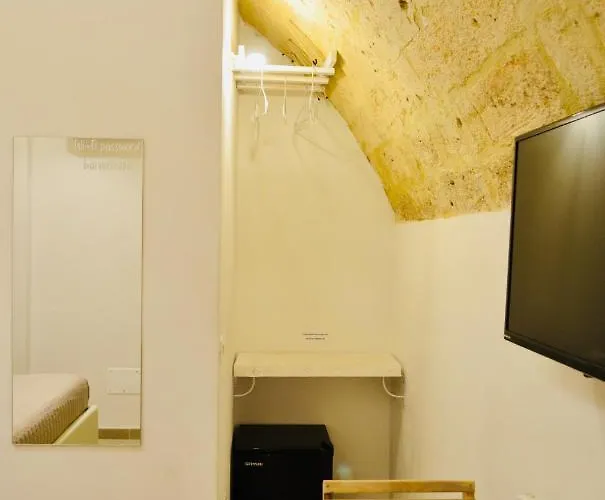 Arvian Bed & Breakfast 3*